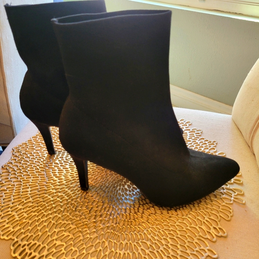 Elegant Black Ankle Boots, Size 9.5